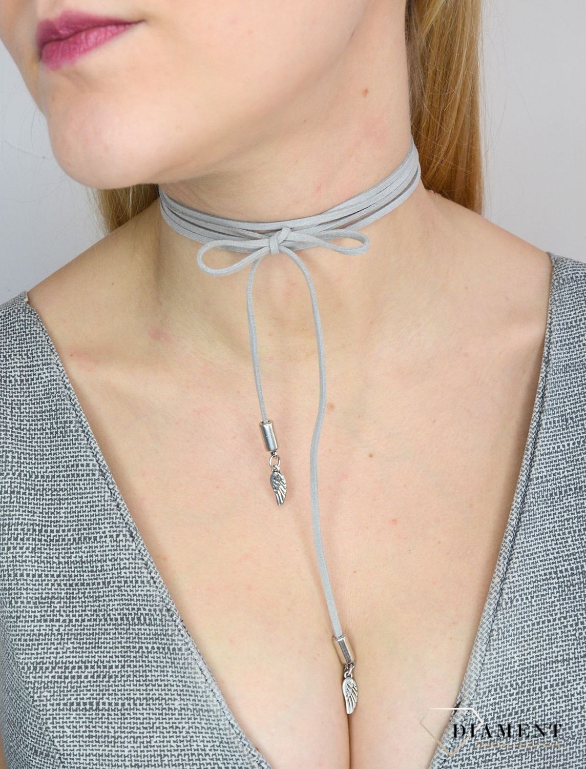 Naszyjnik choker bransoletka szary rzemyk ze skrzydłami.jpg